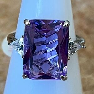 Bomb Party RETRO RBP2970 Light Amethyst on Rhodium Ring